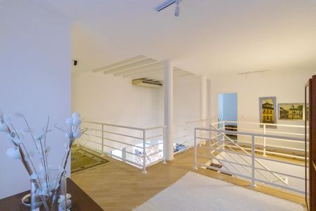 Casa de condomínio à venda com 365m², 4 quartos e 2 vagasHall dos quartos