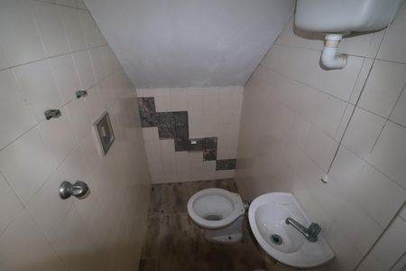 Casa à venda com 301m², 2 quartos e 4 vagasLavabo