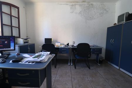 Casa à venda com 301m², 2 quartos e 4 vagasQuarto 1 suíte