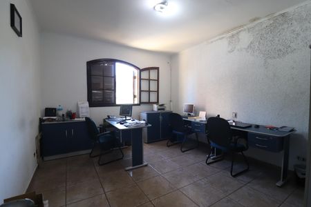 Casa à venda com 301m², 2 quartos e 4 vagasQuarto 1 suíte