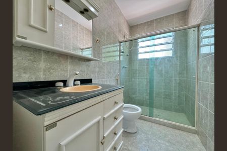 Casa de condomínio à venda com 190m², 3 quartos e 2 vagas Casa de condomínio à venda com 190m², 3 quartos e 2 vagasBanheiro Social