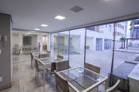 Apartamento à venda com 63m², 2 quartos e 1 vaga Apartamento à venda com 63m², 2 quartos e 1 vagaÁrea comum - Churrasqueira