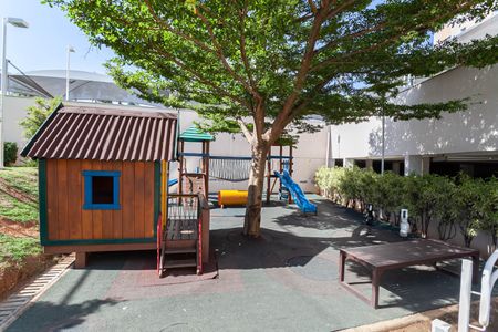 Apartamento à venda com 63m², 2 quartos e 1 vaga Apartamento à venda com 63m², 2 quartos e 1 vagaÁrea Comum - Playground