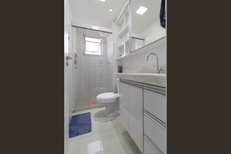 Apartamento à venda com 63m², 2 quartos e 1 vaga Apartamento à venda com 63m², 2 quartos e 1 vagaBanheiro da suíte