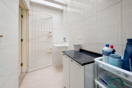 Casa à venda com 100m², 3 quartos e 2 vagasÁrea de Serviço