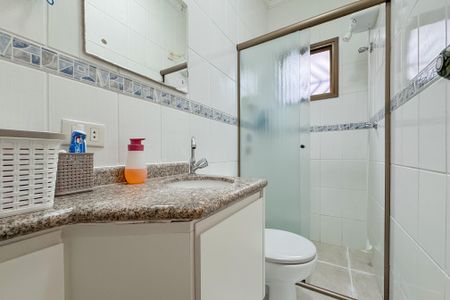 Casa à venda com 100m², 3 quartos e 2 vagasBanheiro da Suíte