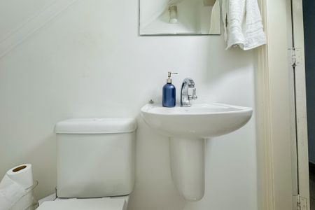 Casa à venda com 100m², 3 quartos e 2 vagasLavabo