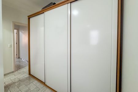 Casa à venda com 100m², 3 quartos e 2 vagasSuíte