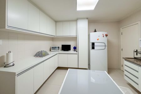 Casa à venda com 100m², 3 quartos e 2 vagasCozinha