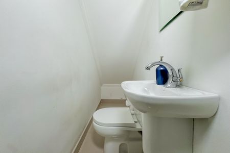 Casa à venda com 100m², 3 quartos e 2 vagasLavabo