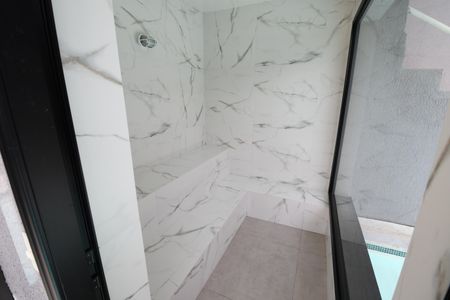 Casa à venda com 400m², 4 quartos e 5 vagasSauna