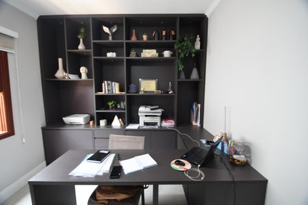Casa à venda com 400m², 4 quartos e 5 vagasSala / Escritório