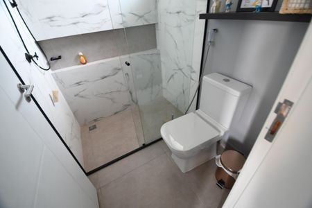 Casa à venda com 400m², 4 quartos e 5 vagasBanheiro de serviço