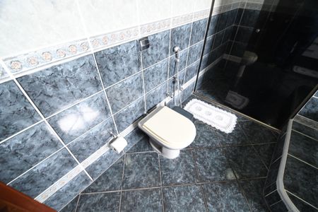 Casa à venda com 400m², 4 quartos e 5 vagasBanheiro 1