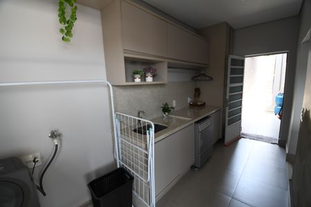 Casa à venda com 400m², 4 quartos e 5 vagasÁrea de Serviço