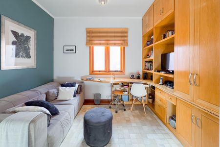 Casa à venda com 204m², 3 quartos e 3 vagas Casa à venda com 204m², 3 quartos e 3 vagasEscritório / Quarto Reversível