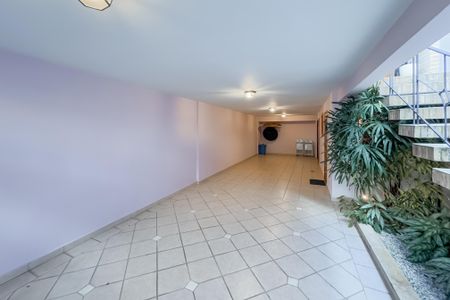 Casa à venda com 204m², 3 quartos e 3 vagas Casa à venda com 204m², 3 quartos e 3 vagasGaragem