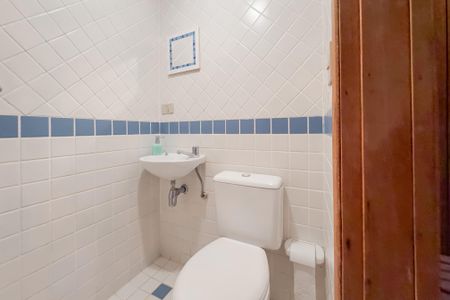 Casa à venda com 204m², 3 quartos e 3 vagas Casa à venda com 204m², 3 quartos e 3 vagasBanheiro da Sauna
