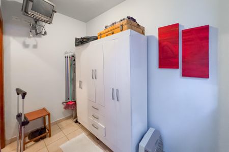 Casa à venda com 204m², 3 quartos e 3 vagas Casa à venda com 204m², 3 quartos e 3 vagasQuarto de Serviço