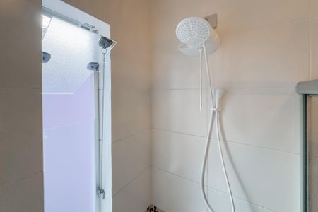 Casa à venda com 204m², 3 quartos e 3 vagas Casa à venda com 204m², 3 quartos e 3 vagasBanheiro Corredor