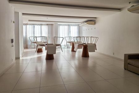 Apartamento à venda com 114m², 3 quartos e 2 vagas Apartamento à venda com 114m², 3 quartos e 2 vagasÁrea comum