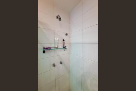 Apartamento à venda com 114m², 3 quartos e 2 vagas Apartamento à venda com 114m², 3 quartos e 2 vagasBanheiro da Suíte 1