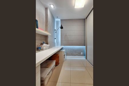 Apartamento à venda com 114m², 3 quartos e 2 vagas Apartamento à venda com 114m², 3 quartos e 2 vagasQuarto 2