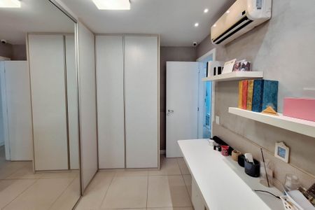 Apartamento à venda com 114m², 3 quartos e 2 vagas Apartamento à venda com 114m², 3 quartos e 2 vagasQuarto 2
