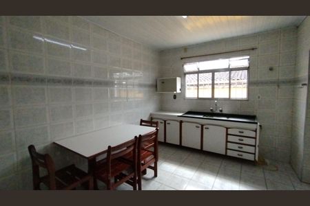 Casa à venda com 208m², 3 quartos e 2 vagasCozinha