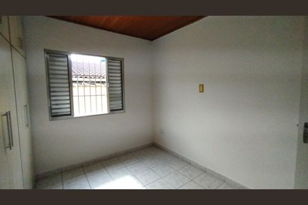 Casa à venda com 208m², 3 quartos e 2 vagasQuarto 3