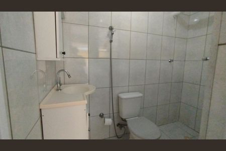 Casa à venda com 208m², 3 quartos e 2 vagasBanheiro