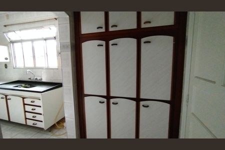 Casa à venda com 208m², 3 quartos e 2 vagasCozinha