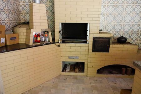 Casa para alugar com 250m², 3 quartos e 2 vagas Casa para alugar com 250m², 3 quartos e 2 vagasÁrea comum - Churrasqueira