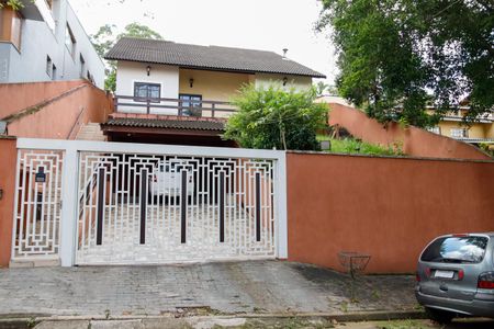 Casa para alugar com 250m², 3 quartos e 2 vagas Casa para alugar com 250m², 3 quartos e 2 vagasFachada