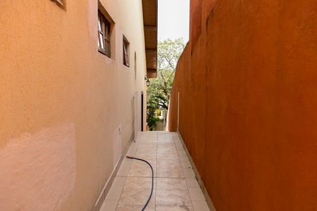 Casa para alugar com 250m², 3 quartos e 2 vagas Casa para alugar com 250m², 3 quartos e 2 vagasCorredor