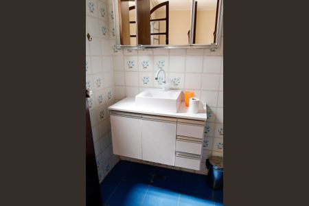 Casa para alugar com 250m², 3 quartos e 2 vagas Casa para alugar com 250m², 3 quartos e 2 vagasBanheiro