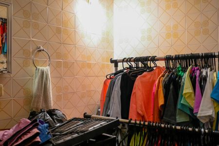 Casa à venda com 118m², 2 quartos e 2 vagas Casa à venda com 118m², 2 quartos e 2 vagasBanheiro Social