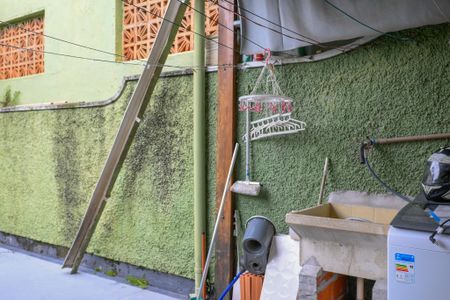 Casa à venda com 118m², 2 quartos e 2 vagas Casa à venda com 118m², 2 quartos e 2 vagasÁrea de Serviço/Quintal