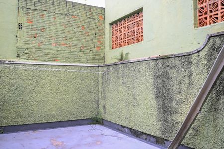 Casa à venda com 118m², 2 quartos e 2 vagas Casa à venda com 118m², 2 quartos e 2 vagasÁrea de Serviço/Quintal