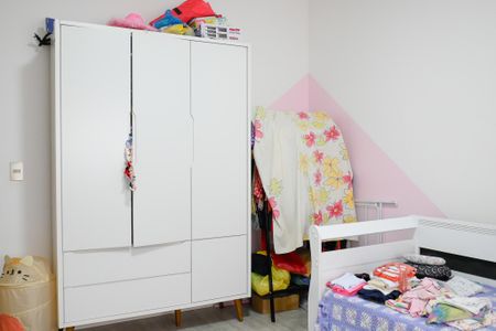 Casa à venda com 118m², 2 quartos e 2 vagas Casa à venda com 118m², 2 quartos e 2 vagasQuarto 1