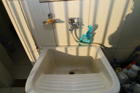 Apartamento à venda com 74m², 3 quartos e 1 vagaÁrea de Serviço