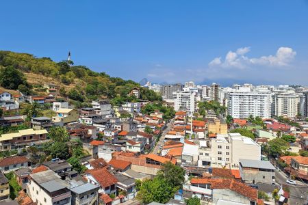 Apartamento à venda com 117m², 3 quartos e 2 vagas Apartamento à venda com 117m², 3 quartos e 2 vagasQuarto 1