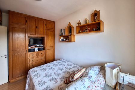 Apartamento à venda com 117m², 3 quartos e 2 vagas Apartamento à venda com 117m², 3 quartos e 2 vagasQuarto 2