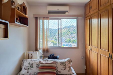 Apartamento à venda com 117m², 3 quartos e 2 vagas Apartamento à venda com 117m², 3 quartos e 2 vagasQuarto 2