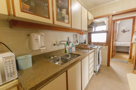 Apartamento à venda com 99m², 2 quartos e 1 vagaCozinha