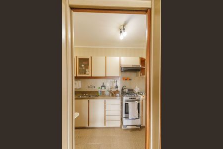 Apartamento à venda com 99m², 2 quartos e 1 vagaCozinha