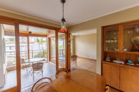 Apartamento à venda com 99m², 2 quartos e 1 vagaSala