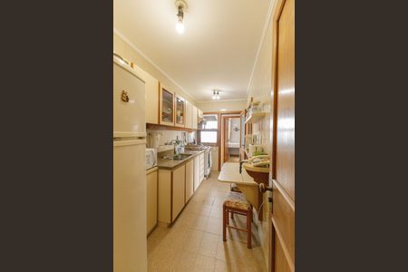 Apartamento à venda com 99m², 2 quartos e 1 vagaCozinha