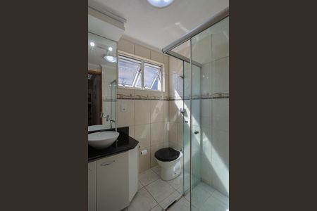 Apartamento à venda com 82m², 2 quartos e 1 vaga Apartamento à venda com 82m², 2 quartos e 1 vagaBanheiro