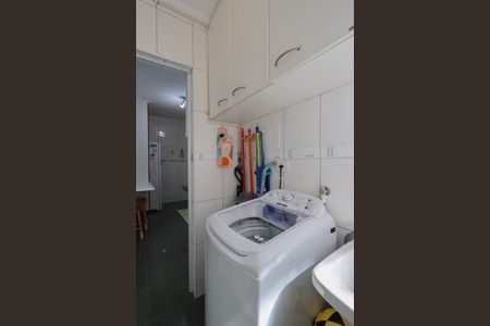 Apartamento à venda com 82m², 2 quartos e 1 vaga Apartamento à venda com 82m², 2 quartos e 1 vagaÁrea de serviço